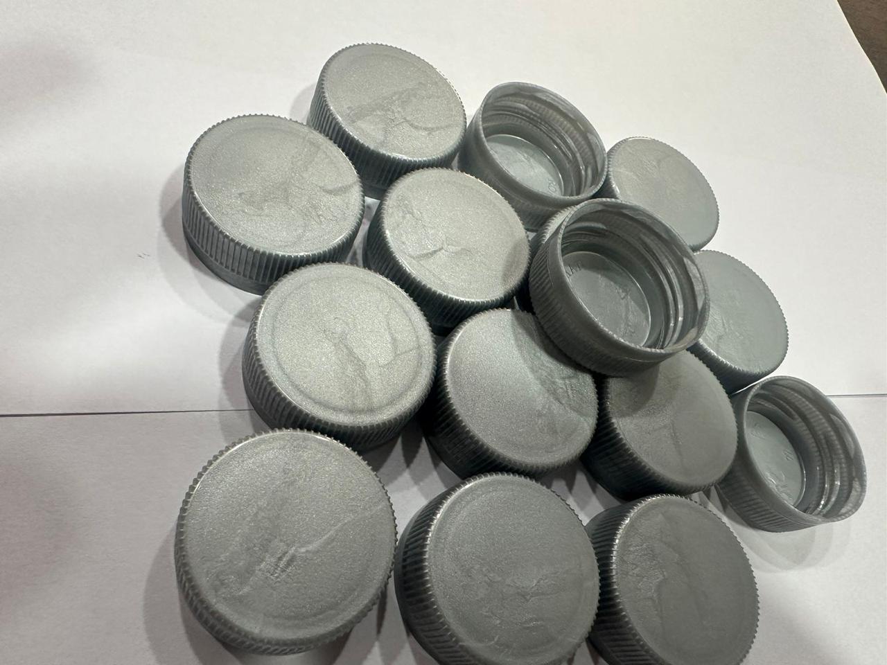 grey short Neck